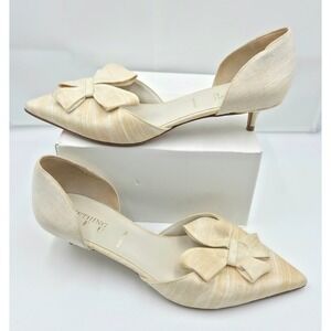 Something Bleu Cappy Champagne Shantung Bow D'Orsay Kitten Heels Size 9B Italy